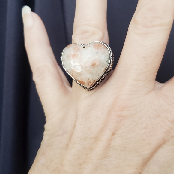 New Heart Shaped Sunstone 925 Silver Ring. - Picture 6 of 16